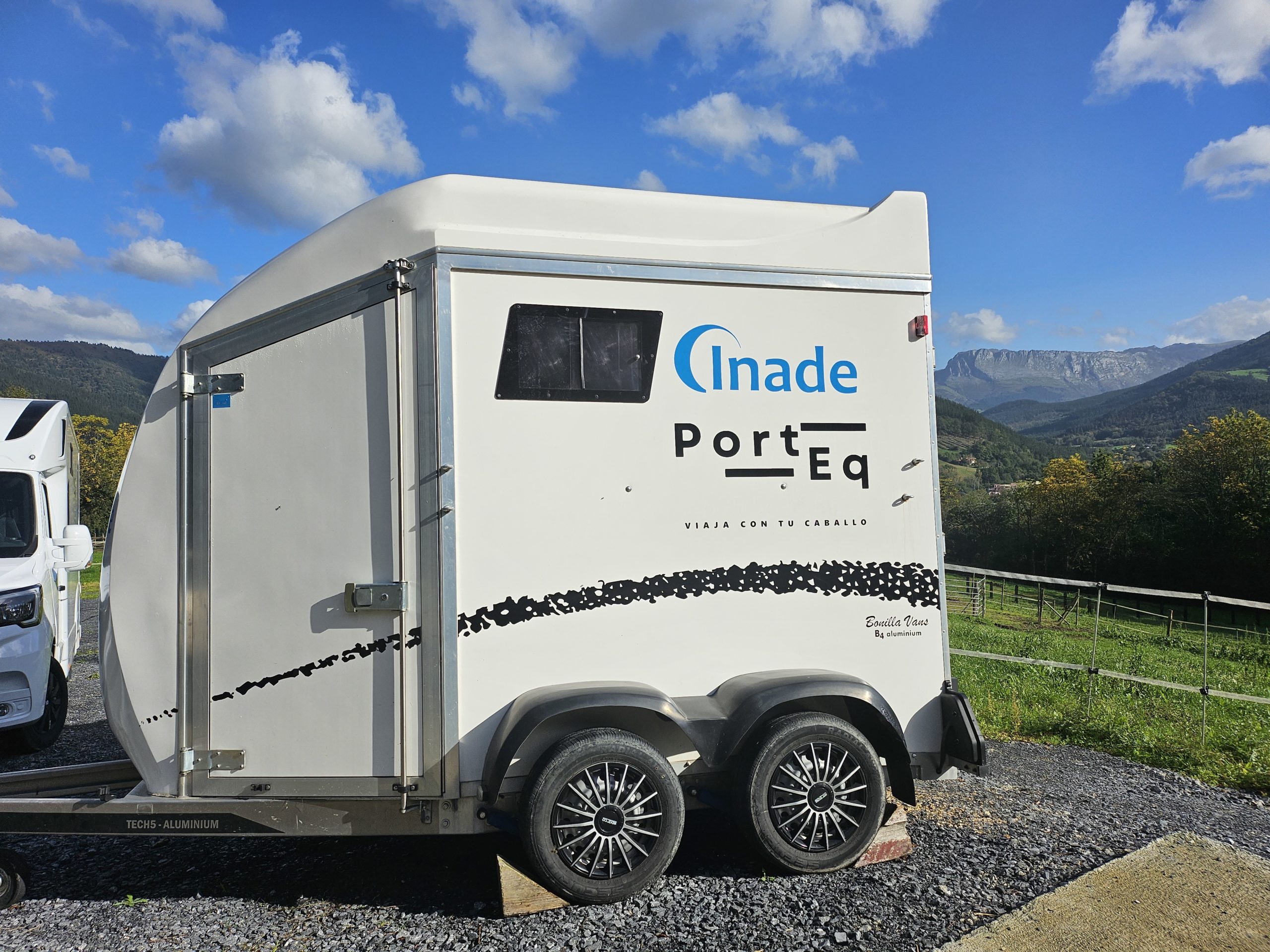 Remolque B4 Aluminium Gallery Image